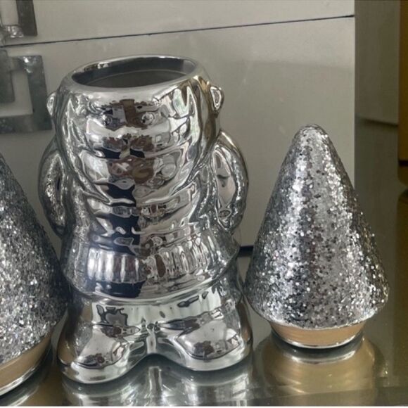 Set of 2 NEW Silver DW Home Gnome Candle 
SILVER SPRUCE Scented - Picture 12 of 16